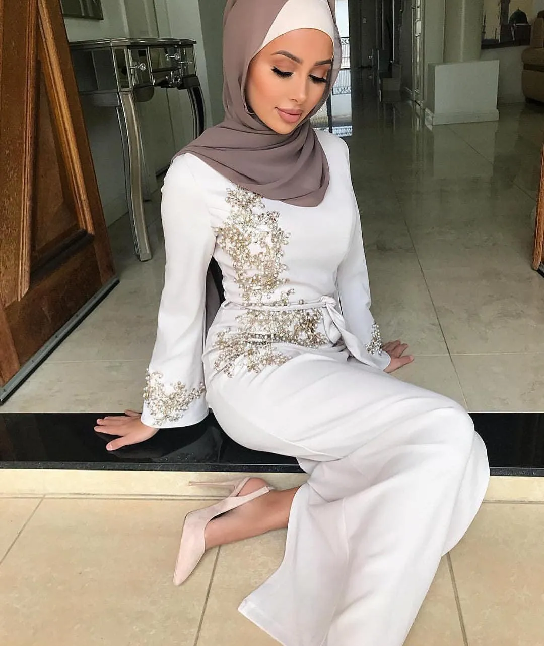 Embroidered Muslim Outfit