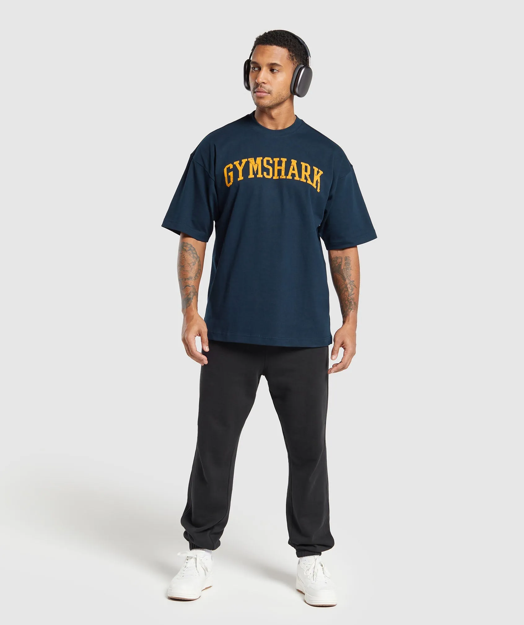 Gymshark Collegiate T-Shirt - Navy