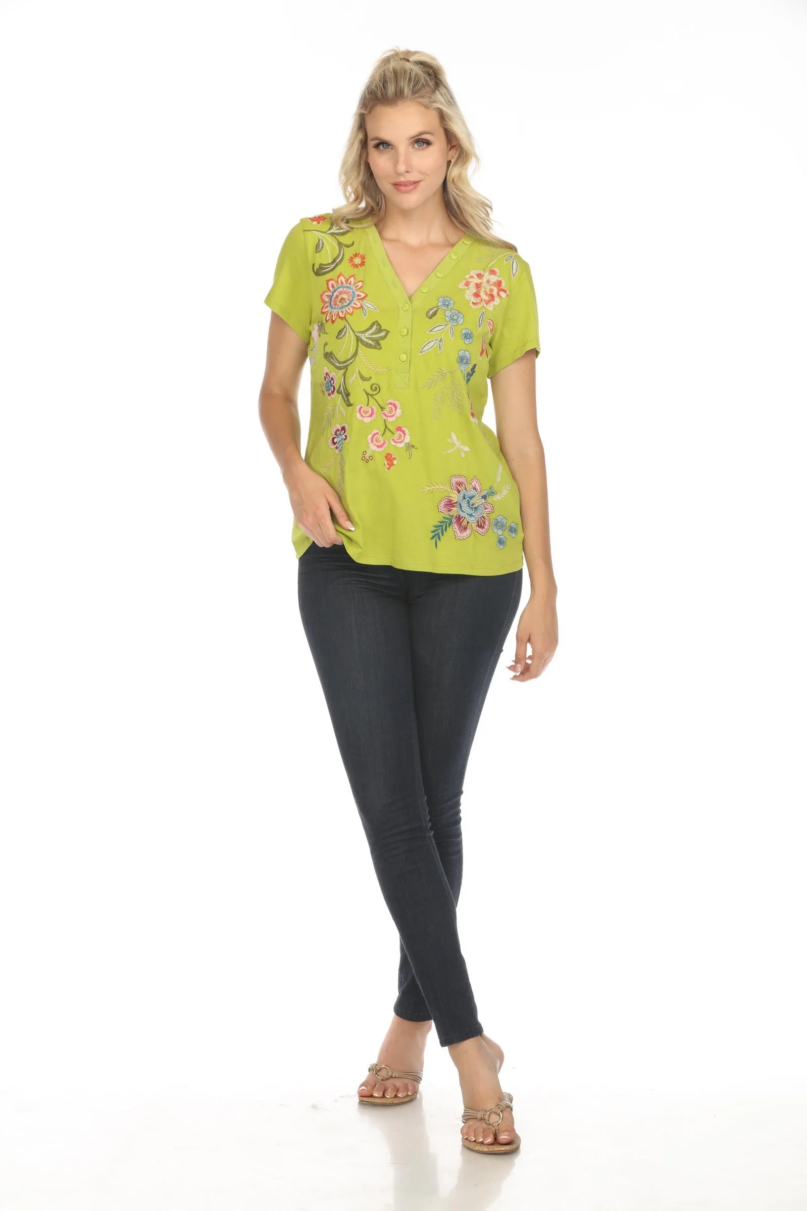 Julianna Tee