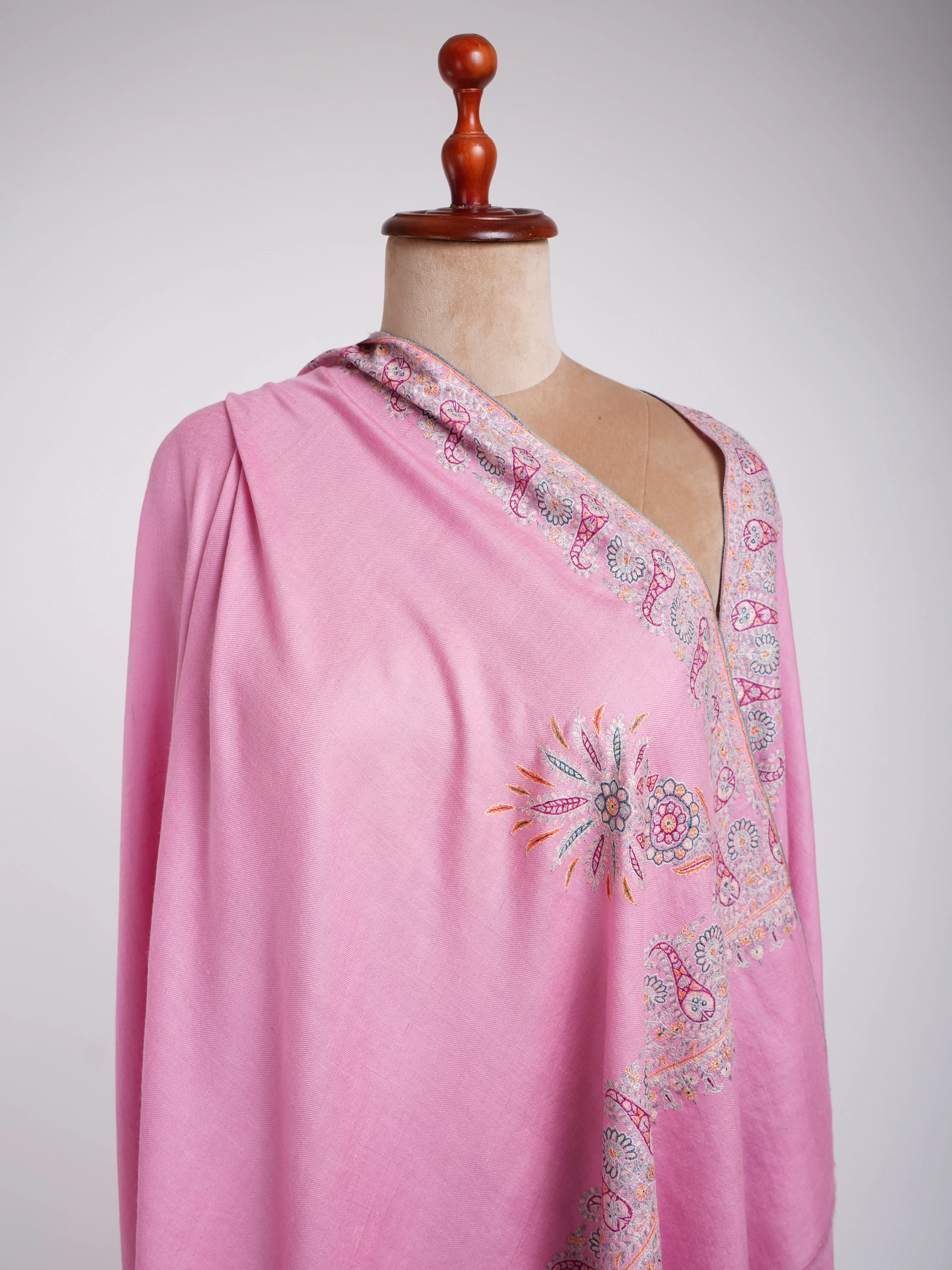 Sozni Daur Dar Hand Embroidered Pashmina Pink