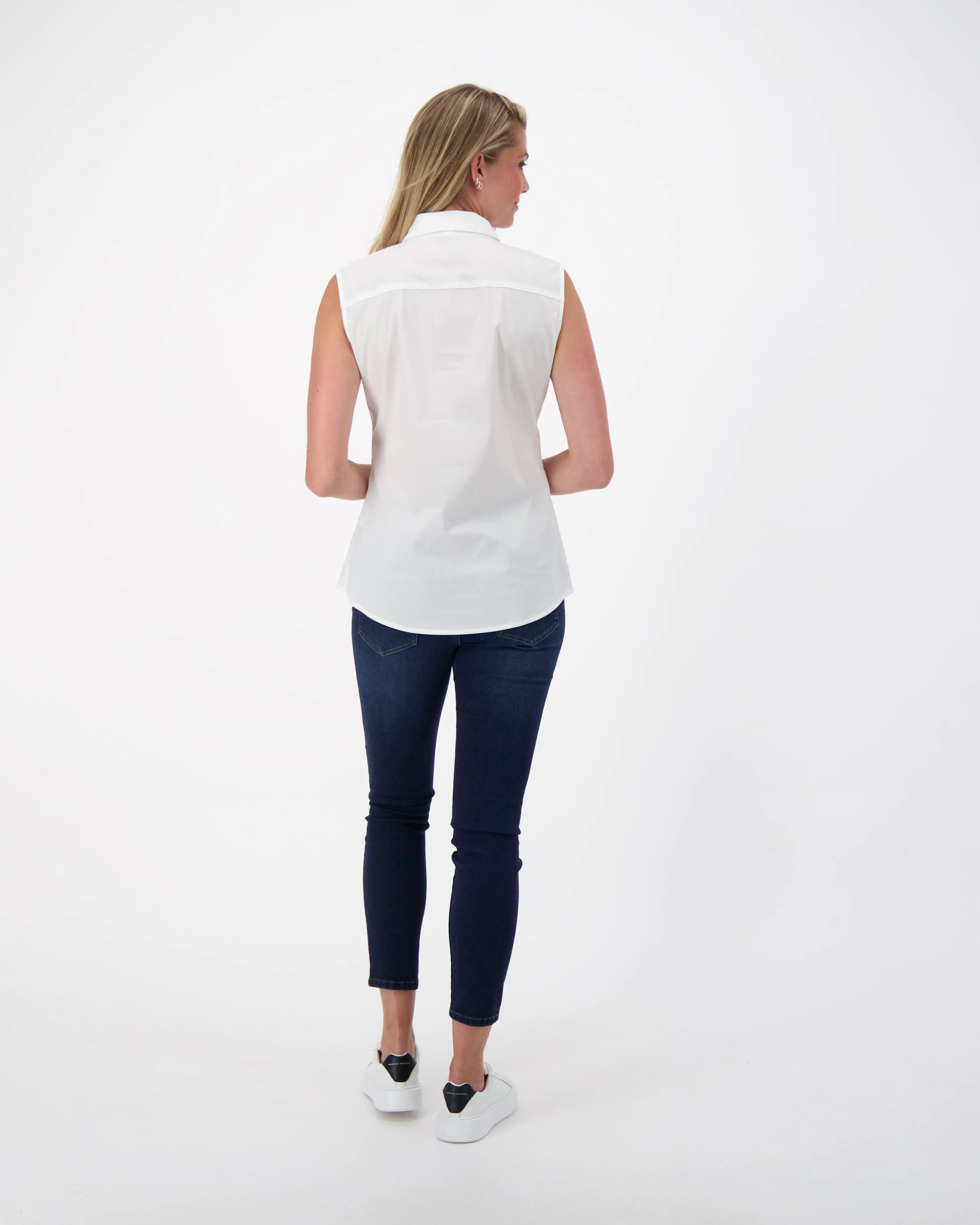 The Sleeveless Shirt