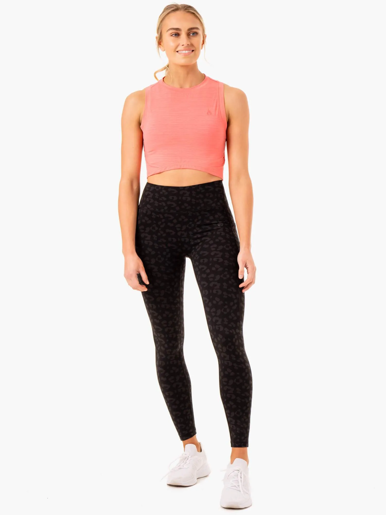 Ultra Scoop Tank - Coral